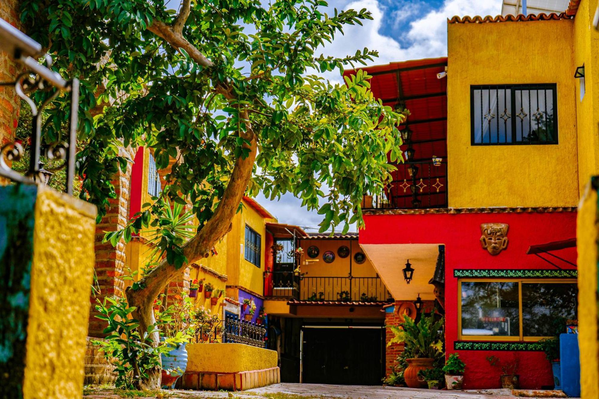 Posada Margaritas Tlaquepaque Exterior foto
